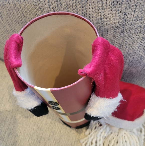 SANTA GIFT BOX WINE SIZED RED WHITE BLACK GOLD REMOVABLE LID WITH BELL - Picture 4 of 6